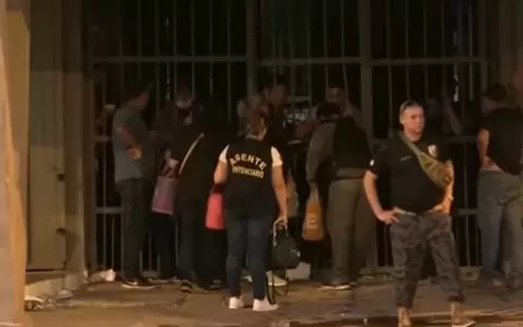 Reclusos de Tacumb� chantajean al Gobierno