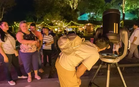 Eclipse parcial del sol: invitan a observar el fen�meno astron�mico con total seguridad