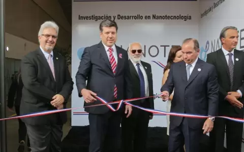 Inauguran planta industrial de nanotecnolog�as en Luque