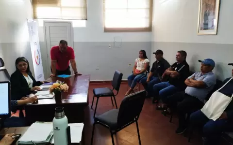 L�deres nativos expusieron sus necesidades y preocupaciones ante titular del INDI