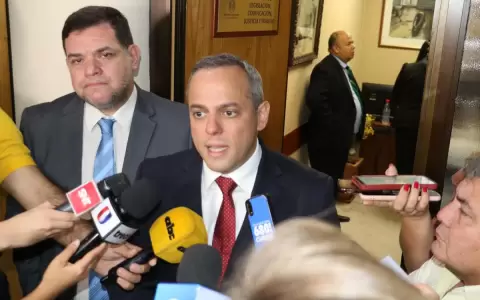 Contralor�a rechaza modificaci�n a la ley de conflicto de intereses
