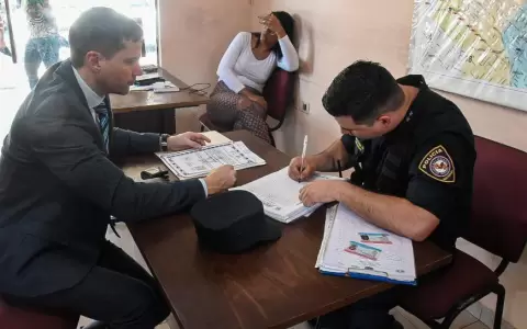 De nuevo, una extranjera intent� autenticar un t�tulo falso de m�dica cirujana