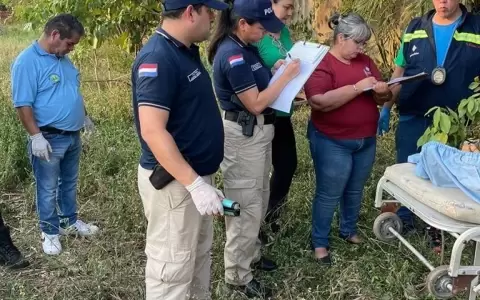 Comitiva fiscal y policial investiga hallazgo de cad�ver en Limpio