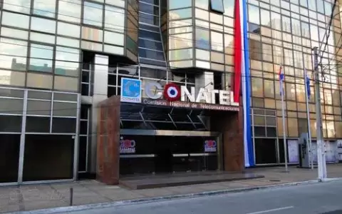 Paraguay le otorga licencia a Starlink para proveer servicio de internet satelital
