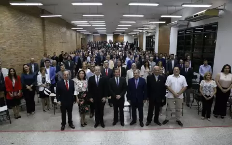 Se present� el libro �Sociedades y estructuras empresariales�, de Fernando Beconi
