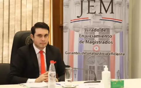 Rivas pidi� permiso ante el JEM