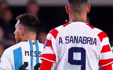 Sanabria y Messi hablaron sobre el supuesto escupitajo