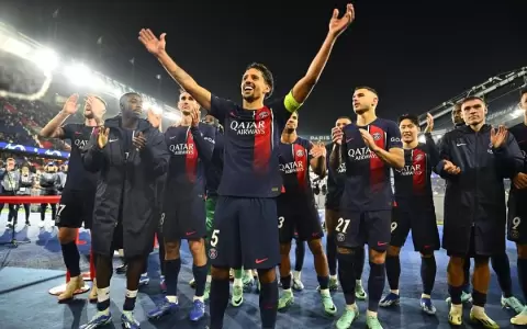 PSG golea a Milan y es el nuevo l�der del Grupo de la Muerte