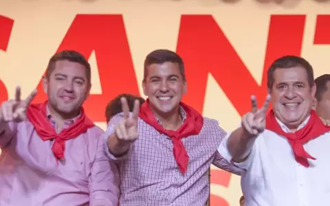 Analista dice que los mayores problemas del presidente surgen dentro de Honor Colorado