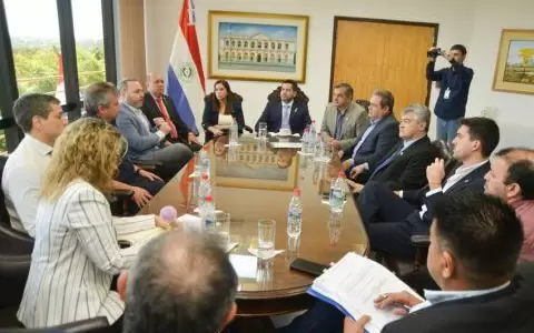 Ministro del Mades explic� alcances del proyecto de ley de los "cr�ditos de carbono�