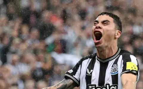 Champions League: Miguel Almir�n integra el 11 de la semana