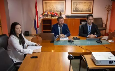 Reducci�n del d�ficit fiscal al 3,25% del PIB a septiembre de 2023