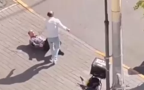 Un diplom�tico israel� es apu�alado en plena calle de China