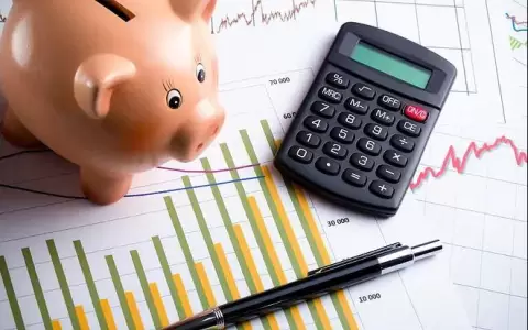 Menos consumidores ahorraron en septiembre