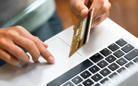 M�s pagos en l�nea y menos con cheques