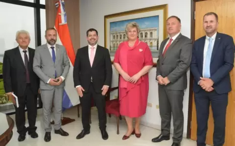 Delegaci�n de parlamentarios y diplom�ticos de Rep�blica Checa visit� la C�mara de Diputados