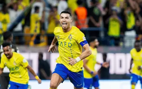 Tremendo: el golazo de tiro libre de CR7 para el triunfo de Al Nassr