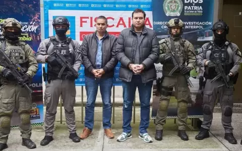 Caso Pecci: hermanos Hoyos no hablar�an sobre acusaci�n contra Cartes