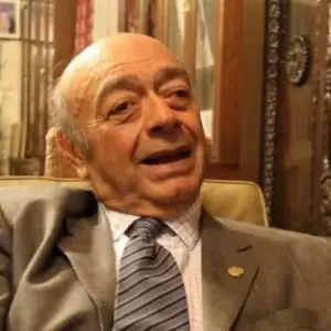 Alfredo Jaeggli advierte sobre riesgo de inestabilidad si empeora la salud de Cartes
