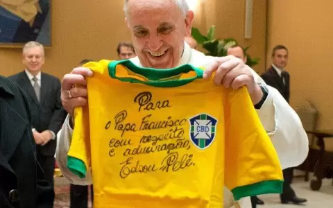 Papa sobre Maradona y Messi: �El gran se�or es Pel�
