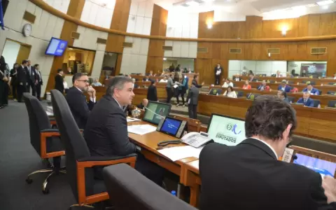 Diputados se ratifican en su versi�n sobre ley de conflictos de intereses