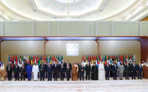 Declaraci�n de la Cumbre de Riad: no habr� paz en Israel ni en la regi�n sin Estado palestino