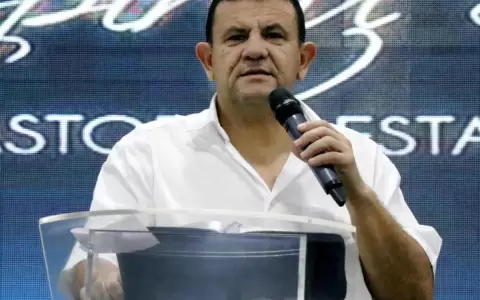 Seg�n Jos� Insfr�n, acusaciones son un montaje: �No somos un clan, somos una familia de bien�
