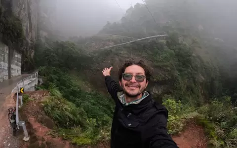 "Ah�ta aju": trabajar, viajar y seguir la traves�a por las sierras, monta�as y cascadas de Urubici