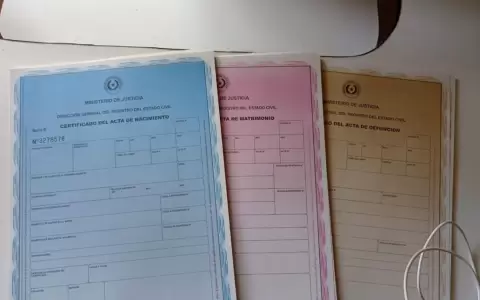 Otorgan ambulatoria a funcionaria que falsific� certificados de matrimonio
