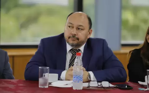 Extitular de Aduanas objeta informe de Contralor�a sobre mala administraci�n