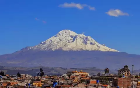 La monta�a m�s alta desde el centro de la Tierra no es el Everest y se encuentra en Sudam�rica