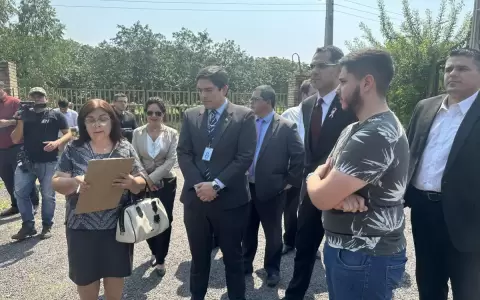 Remansito: Procuradur�a embarga bienes de ocupantes vips para precautelar costos de la demolici�n