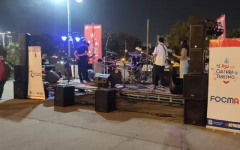 Conciertos y actividades culturales en las plazas de Asunci�n