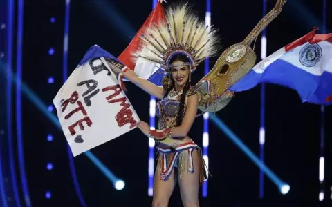 Elicena Adranda deslumbr� en Miss Universo 2023 con su traje aleg�rico, homenaje a Mangor�