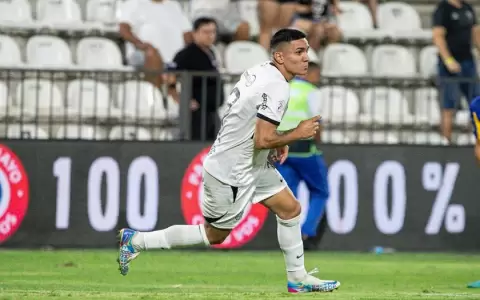 Hugo Fern�ndez pide disculpas por c�mo celebr� su gol ante Luque�o