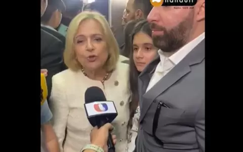 En medio de empujones y tras tenso juramento, Pucheta prometi� seguridad jur�dica