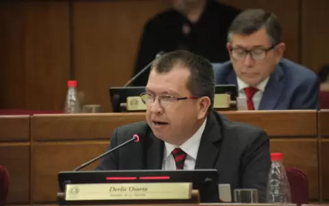 Senador colorado afirma que �tent�culos� del narcotr�fico hace rato llegaron al Congreso