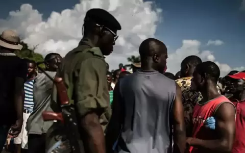 Al menos 37 muertos por estampida en estadio del Congo