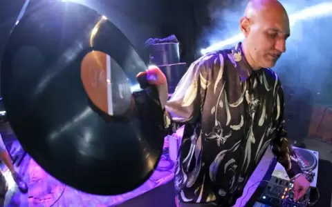Fin de semana  en Asunci�n con jazz, tours y circo