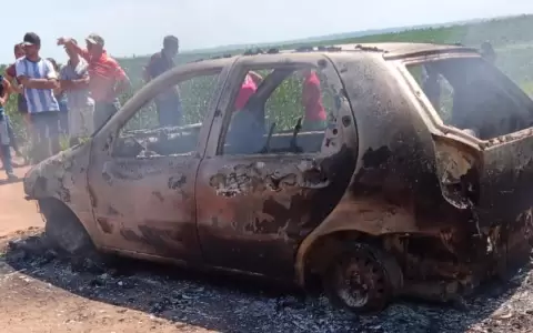 Encuentran veh�culo incinerado con al menos tres cuerpos en Villa Ygatim�