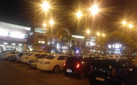 Estacionamiento tarifado obligar� a todos los shoppings a cobrar por el servicio, aseguran