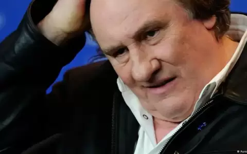 Pol�mica en Francia tras la defensa de Macron a Depardieu