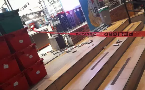 Intento de robo a supermercado deriva en tiroteo, toma de reh�n y un detenido