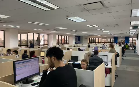 Empresas chilenas buscan invertir en servicios de contact center local