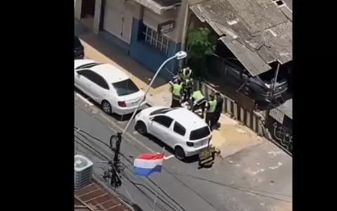 Captan violenta represi�n policial contra manifestantes en zona del Congreso