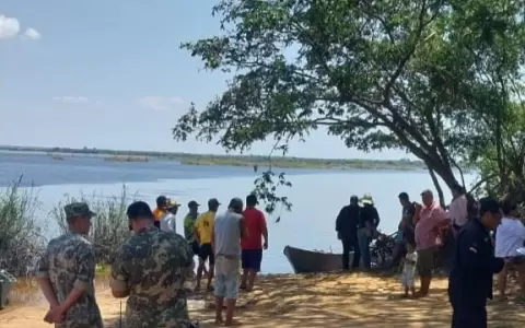 Hallan cuerpo sin vida de joven en el r�o Paran�, zona de Ayolas
