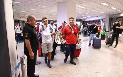 Gran recibimiento para los tetracampeones mundiales