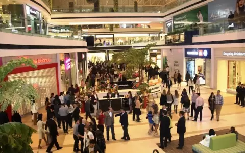 De cara al aguinaldo: centros comerciales ofrecen grandes promociones en diciembre