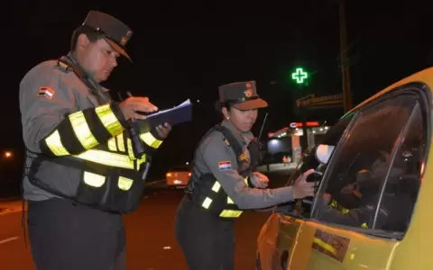 Atenci�n, conductores: la Caminera multar� por ir lento en carril r�pido
