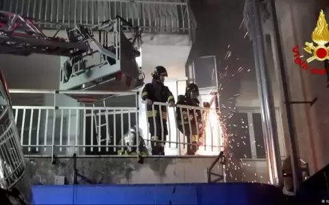 Incendio en un hospital de Roma deja cuatro personas muertas